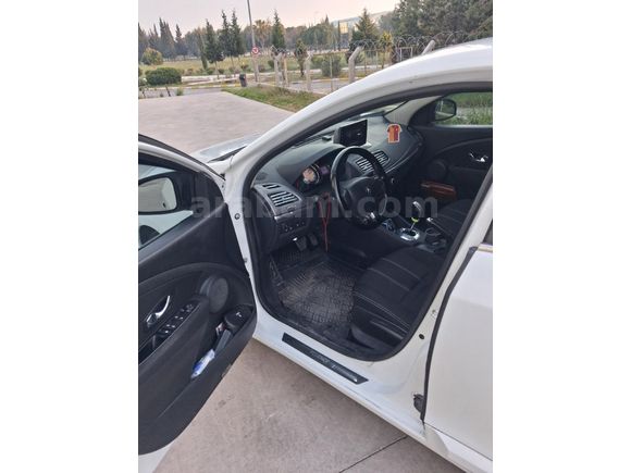 Sahibinden Renault Fluence 1.5 dCi Touch Plus 2013 Model  416.000 km Beyaz
