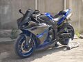 YAMAHA YZF R1