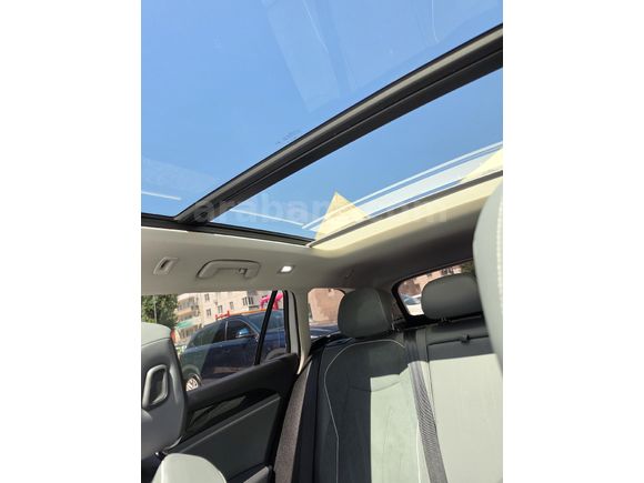 HATASIZ Passat Variant 1.5 e-TSI Business 2024 Model CAM TAVAN