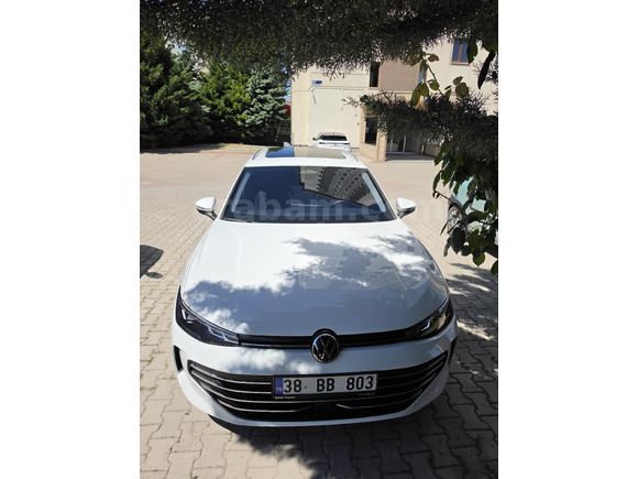 HATASIZ Passat Variant 1.5 e-TSI Business 2024 Model CAM TAVAN