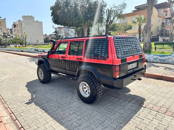 Sahibinden Jeep Cherokee 4.0 Limited 1991 Model 