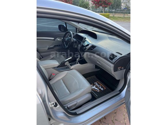 Sahibinden Honda Civic 1.6i VTEC Eco Elegance 2012 Model 