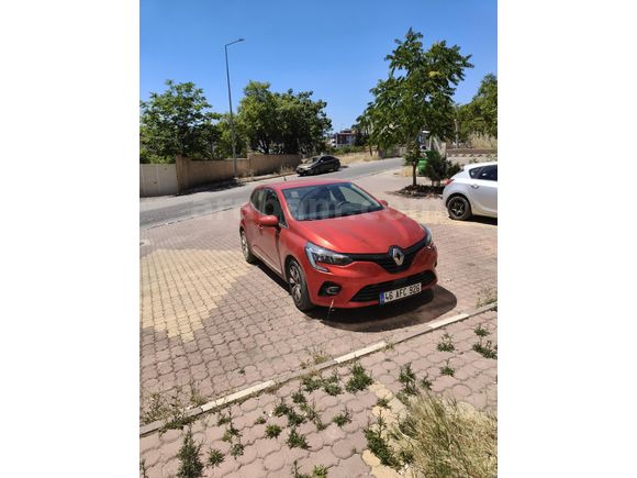 Sahibinden Renault Clio 1.0 SCe Joy 2022 Model