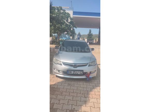 Sahibinden Honda Civic 1.6 Premium 2007 Model  244000 km parca parca 11 hasar kaydı vari
