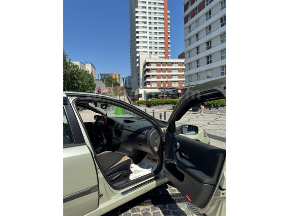 Sahibinden Renault Laguna 1.9 dCi Expression 2005 Model