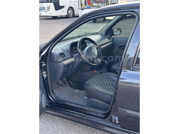 Sahibinden Renault Clio 1.2 Authentique 2004 Model 