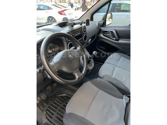 Acil satılık 2016 Model  220.000 km 