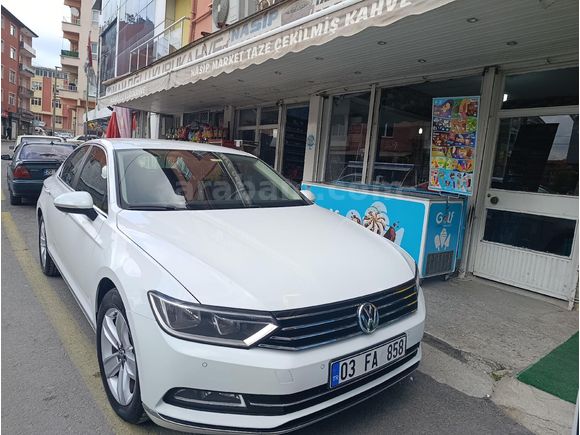 Sahibinden Volkswagen Passat 1.6 TDi BlueMotion Comfortline 2015 Model  114.000 km Beyaz