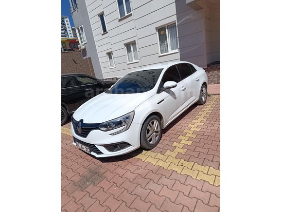 Sahibinden Renault Megane 1.3 TCe Joy 2019 Model