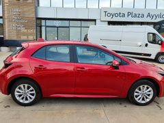 Sahibinden Toyota Corolla 1.8 Hybrid Flame X-Pack 2024 Model  10.000 km Kırmızı