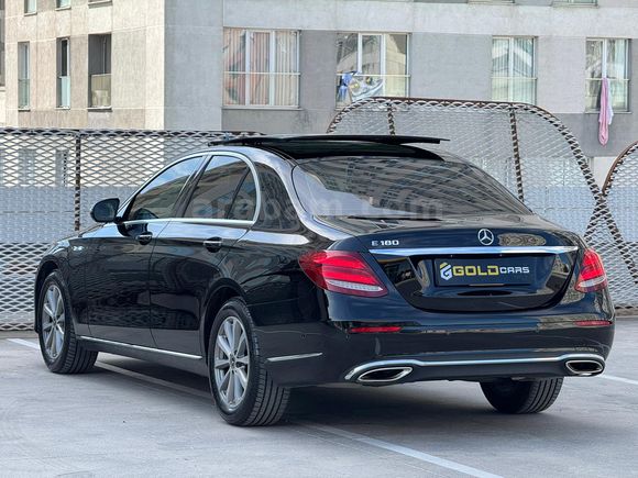 1320587421 2019 ÇIKIŞLI MERCEDES E180 EXCLUSİVE 132,000 KM HATASIZ BOYASIZZ