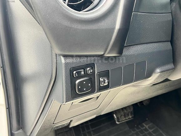 BAYTEMURLAR'DAN 2018 COROLLA 1.4 D-4D TOUCH