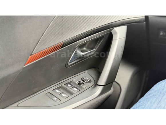 Sahibinden Peugeot 2008 1.2 PureTech Active Dynamic 2020 Model 