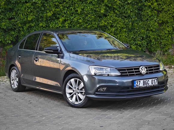 Sahibinden Volkswagen Jetta 1.6 TDi Comfortline 2014 Model 15 çıkışlı Yeşil (metalik)