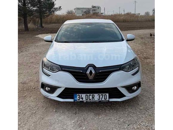 Sahibinden Renault Megane 1.5 Blue DCI Touch 2020 Model 