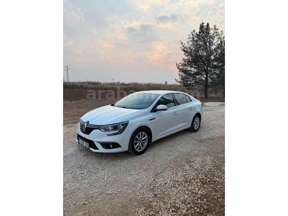 Sahibinden Renault Megane 1.5 Blue DCI Touch 2020 Model 