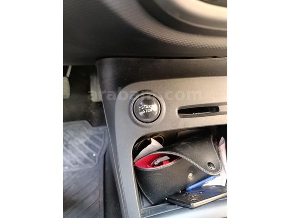 Sahibinden Renault Captur 0.9 Touch 2014 Model