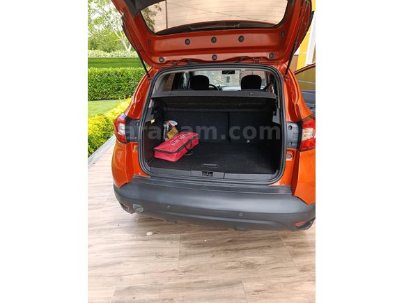 Sahibinden Renault Captur 0.9 Touch 2014 Model