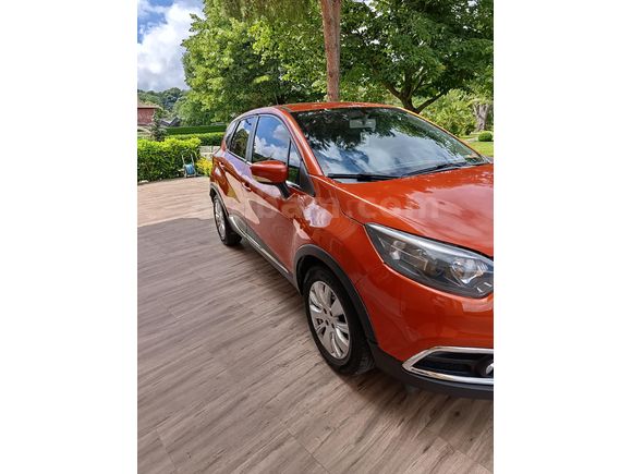 Sahibinden Renault Captur 0.9 Touch 2014 Model