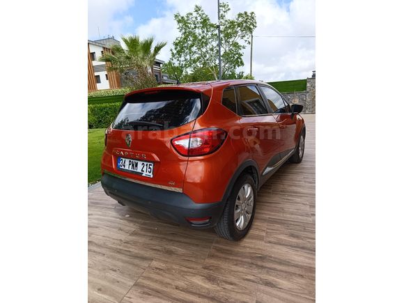 Sahibinden Renault Captur 0.9 Touch 2014 Model
