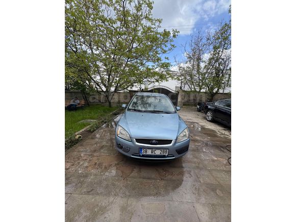 Sahibinden Ford Focus 1.6 TDCi Trend 2006 Model  284.000 km Mavi