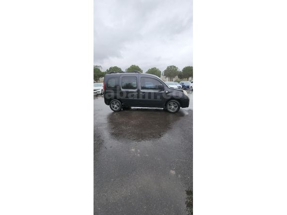Sahibinden Renault Kangoo Multix 1.5 dCi Authentique 2010 Model