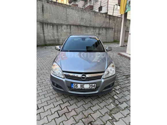 ilk Sahibinden Opel Astra 1.6 Enjoy Plus 2012 Model Ankara 172000 km Gri (metalik)
