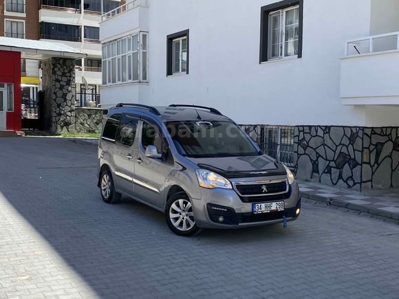 Galeriden Peugeot Partner 1.6 HDI Allure 2017 Model Van