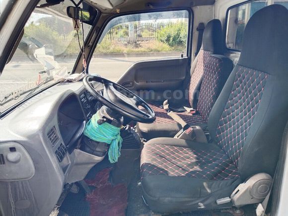 Galeriden Kia Bongo K2700 DLX Rize