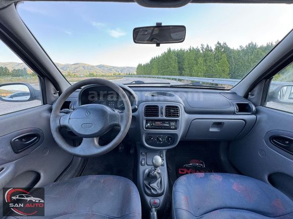 CLİO 2000 MODEL 1.4 RNA HATASIZ BOYASIZ İLK SAHİBİNDEN 198KM