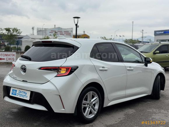 84.000 km'de 2020 model Corolla 1.2 T Multidrive S Flame