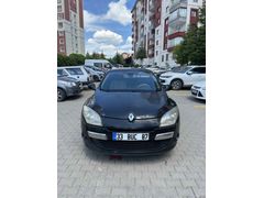 Sahibinden Renault Megane 1.5 dCi Privilege 2012 Model  165000 km Siyah