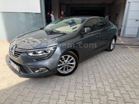 Sahibinden Renault Megane 1.5 Blue DCI Icon 2019 Model