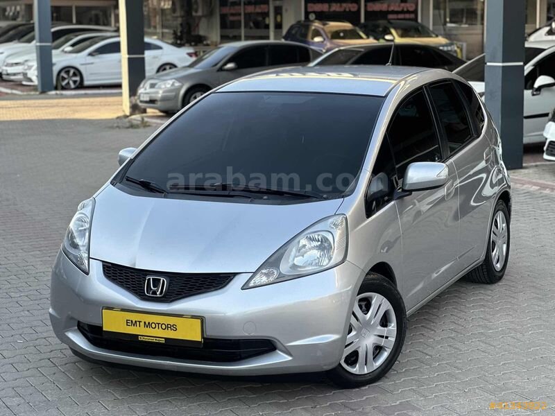 Galeriden Honda Jazz 1.4 Joy 2009 Model Adana 82.000 km Gri
