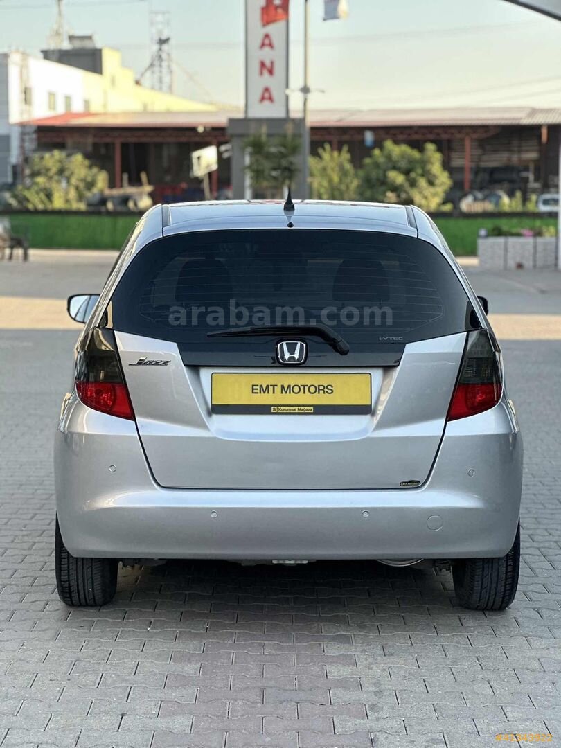Galeriden Honda Jazz 1.4 Joy 2009 Model Adana 82.000 km Gri 6
