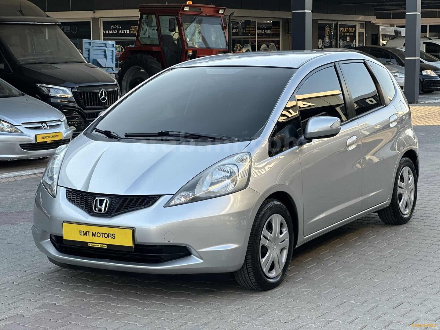 Galeriden Honda Jazz 1.4 Joy 2009 Model Adana 82.000 km Gri 4