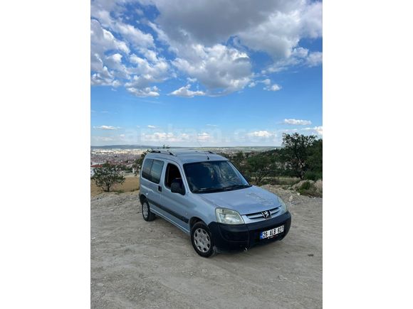 Sahibinden Peugeot Partner 1.9 D 2004 Model