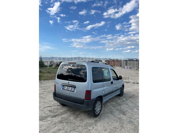 Sahibinden Peugeot Partner 1.9 D 2004 Model
