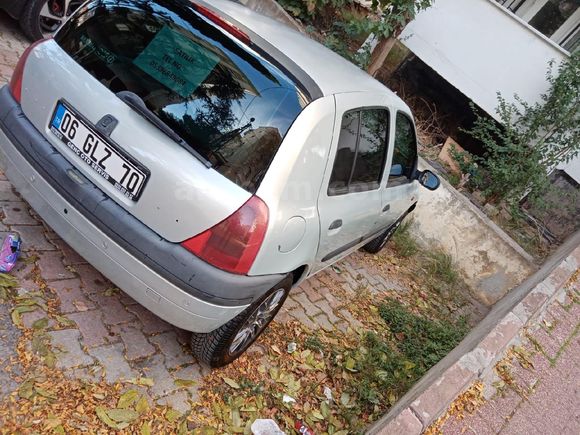 5 Yıllık Sahibinden Clıo 2 Fiyat kısa süreliğine!!!!