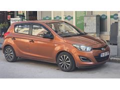 Sahibinden Hyundai i20 1.4 CRDi Jump 2013 Model  186.000 km Turuncu