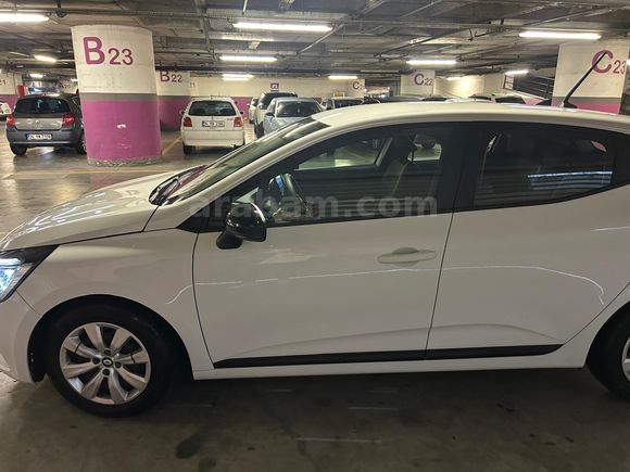 Sahibinden Renault Clio 1.0 SCe Joy 2022 Model