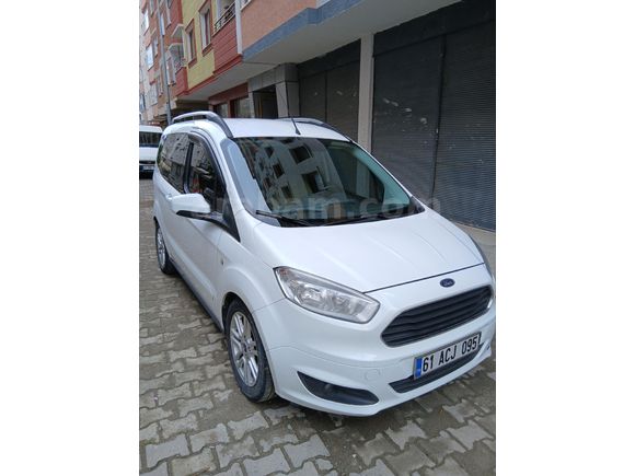 Sahibinden Ford Tourneo Courier 1.6 TDCi Titanium 2017 Model Trabzon 118000 km Beyaz