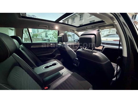 ORJİNAL B8.5 R line passat sw olup türünün son örnegi