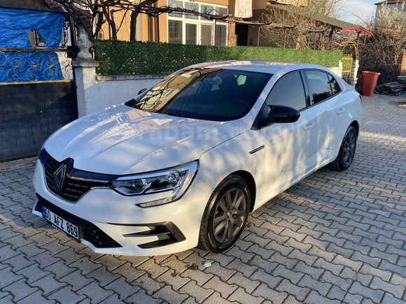 Sahibinden Renault Megane 1.3 TCe Joy Comfort 2021 Model 