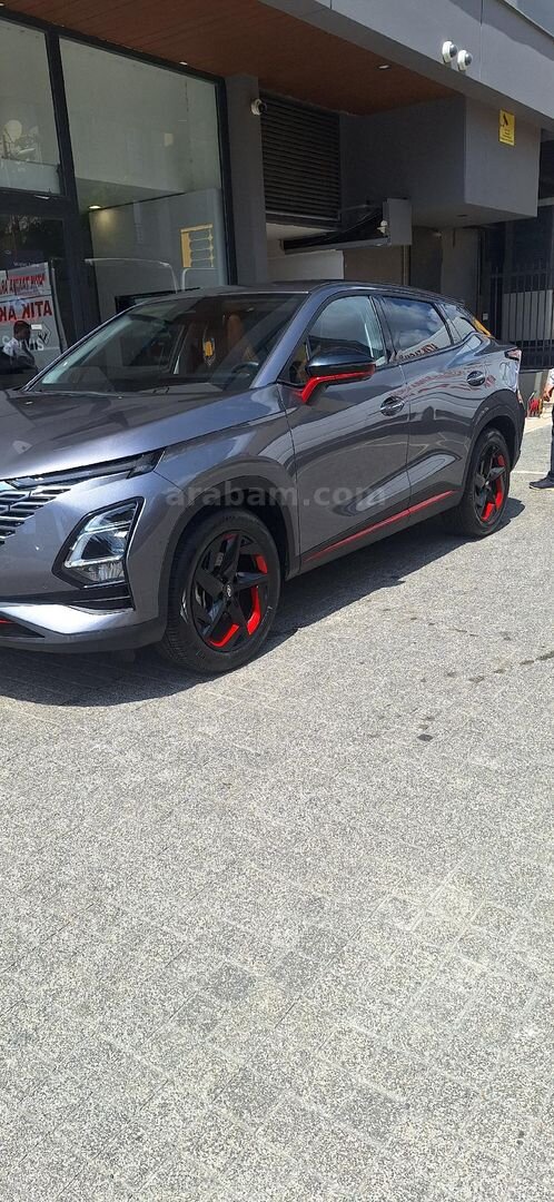 Sahibinden Chery Omoda 5 1.6 T-GDI Excellent 2024 Model Kocaeli 22.500 km Gri 2