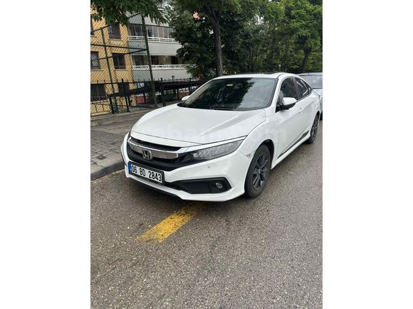 Hatasız boyasız Sahibinden Honda Civic 1.6i VTEC Eco Elegance 2019 Model 