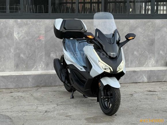 Honda Forza 250 Akıllı Çanta, TFT Ekran
