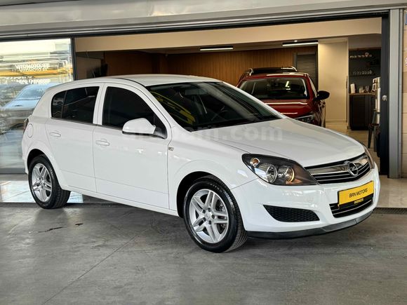 BRN MOTORS'DAN..2012 OPEL ASTRA 1.6 ENJOY 151.000 KM'DE..