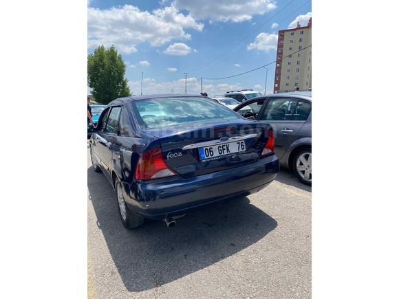 Sahibinden Ford Focus 1.6 Ghia 2001 Model 