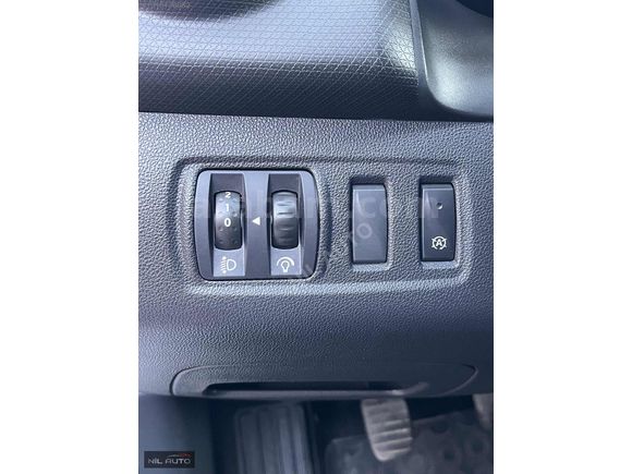 NİL OTO'dAN 2018 RENAULT CLİO 1.5dCİ JOY 135.000KM DE